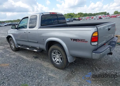2003 Toyota Tundra Sr5 V8 z USA, uszkodzony, nr VIN 5TBRT34193S382901